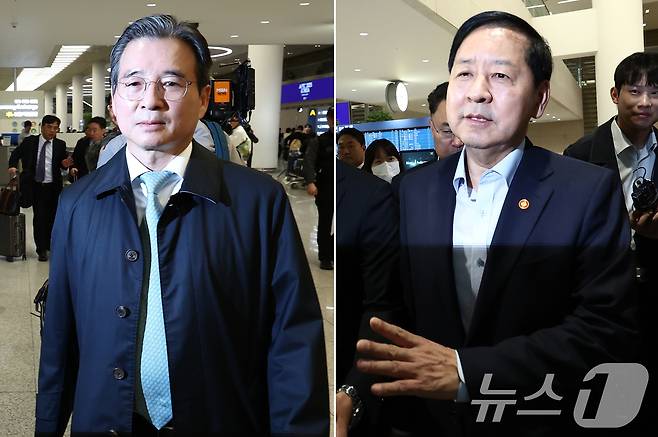 한미 관세협상 후속 논의를 위해 미국 워싱턴DC를 찾아 막판 협상을 벌이고 돌아온 김용범 대통령실 정책실장(왼쪽)과 구윤철 경제부총리 겸 기획재정부 장관이 19일 오후 인천국제공항 제2터미널을 통해 귀국하며 각각 이동하고 있다. 2025.10.19/뉴스1 ⓒ News1 김민지 기자