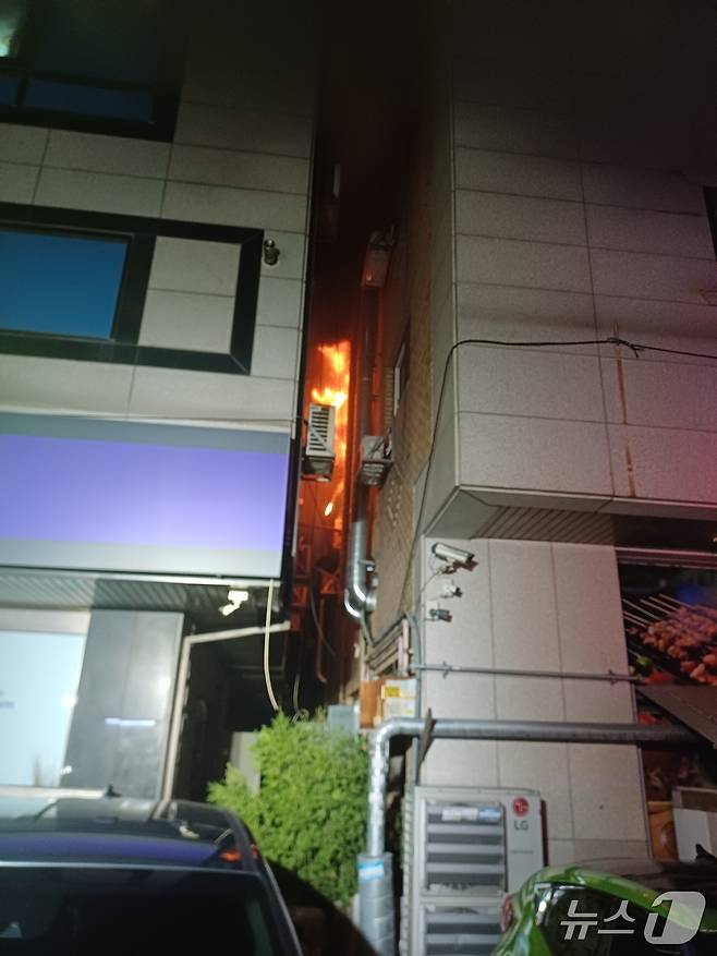 화재 현장. (경기도소방재난본부 제공. 재판매 및 DB 금지) 2025.10.20/뉴스1