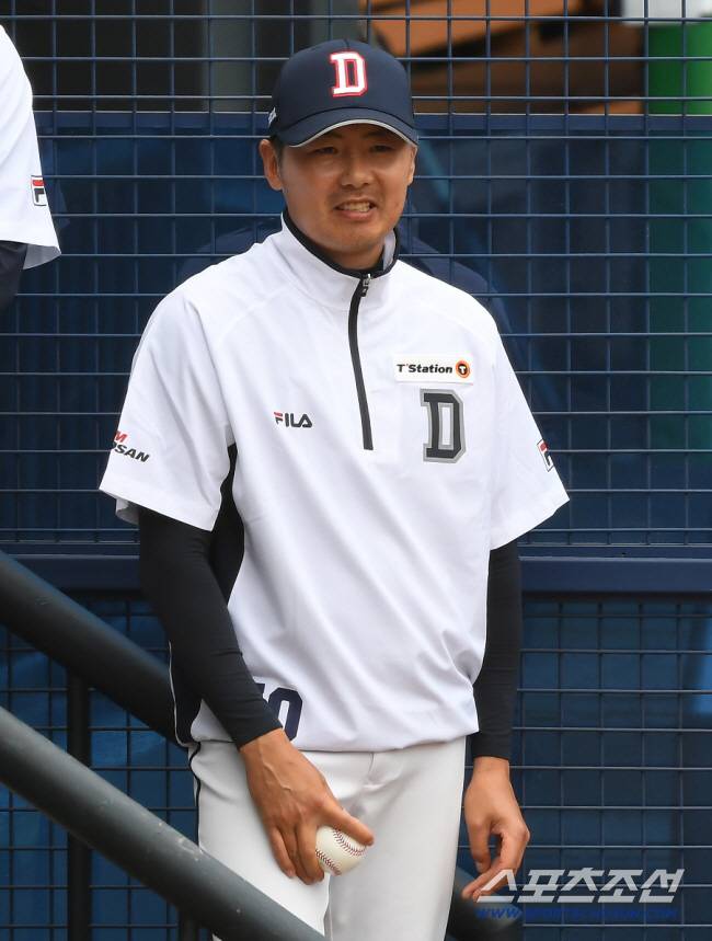 두산 투수코치 시절의 김원형 감독. 스포츠조선DB
