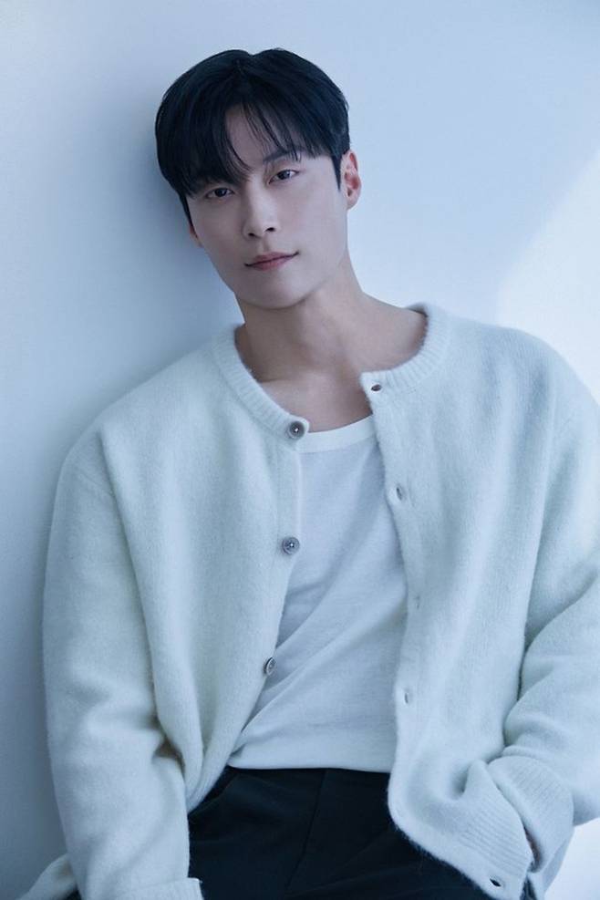 배우 허남준이 첫 주연작을 마친 소감을 밝혔다.  사진| H.SOLID