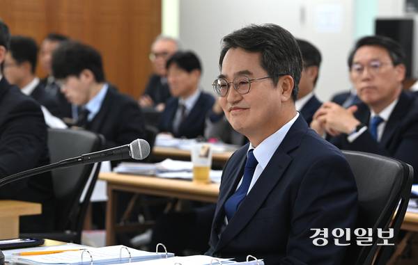 21일 수원시 영통구 경기도청에서 국회 행전안전위원회의 경기도청 국정감사가 진행되고 있다. 2025.10.21 /최은성기자 ces7198@kyeongin.com