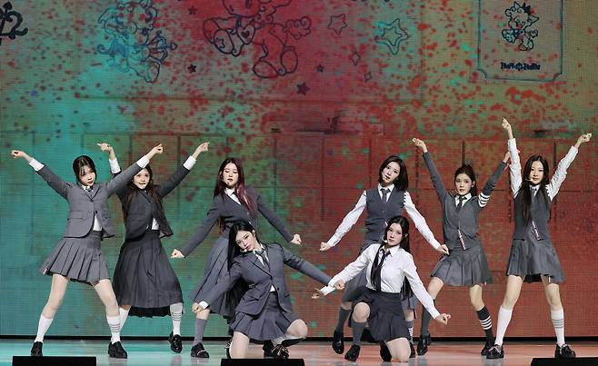 하츠투하츠 컴백

<저작권자(c) 연합뉴스, 무단 전재-재배포, AI 학습 및 활용 금지>