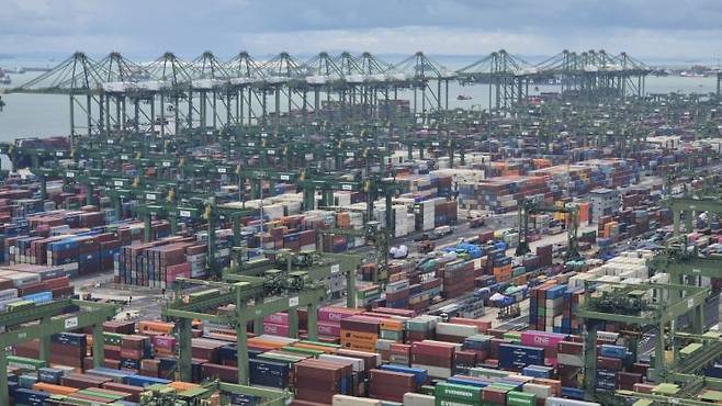 싱가포르 남서부에 위치한 최대 규모 항만 터미널 ‘파시르 판장’ 전경. 우수연 기자