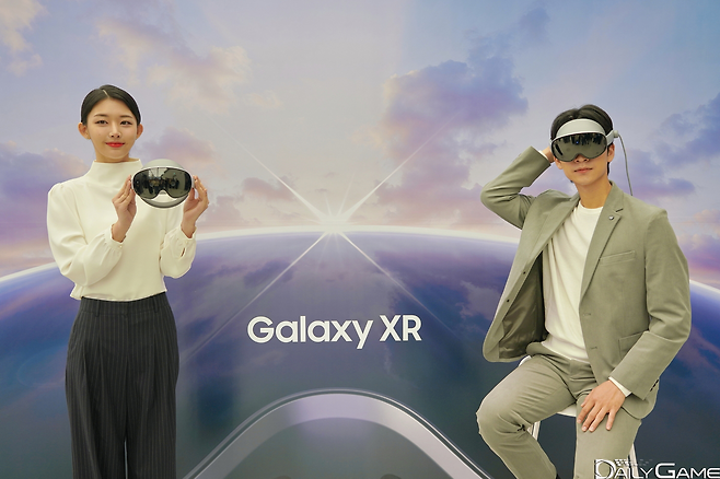 22일부터 한국과 미국에서 출시되며, 국내 가격은 269만원이다.