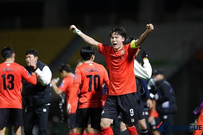 결승골을 넣은 뒤 기뻐하는 김건희. 제공 | 한국프로축구연맹