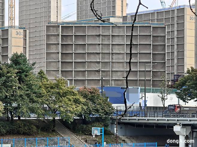 6배줌 기능으로 찍은 샘플 사진.