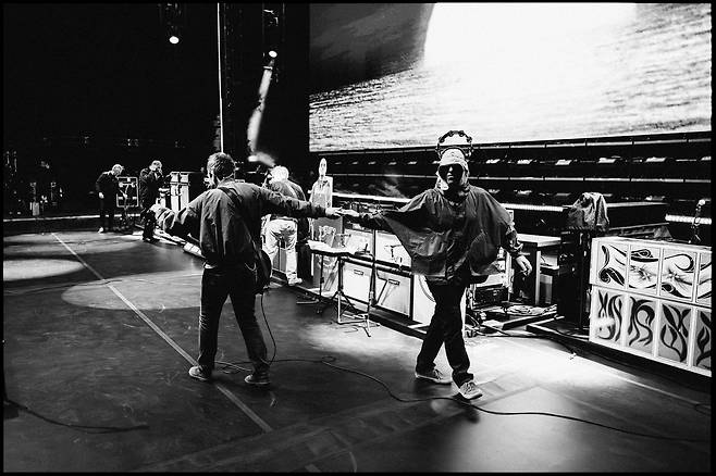 Oasis performs during its ″Oasis Live '25″ world tour at Goyang Stadium in Gyeonggi on Oct. 21. [LIVE NATION KOREA]