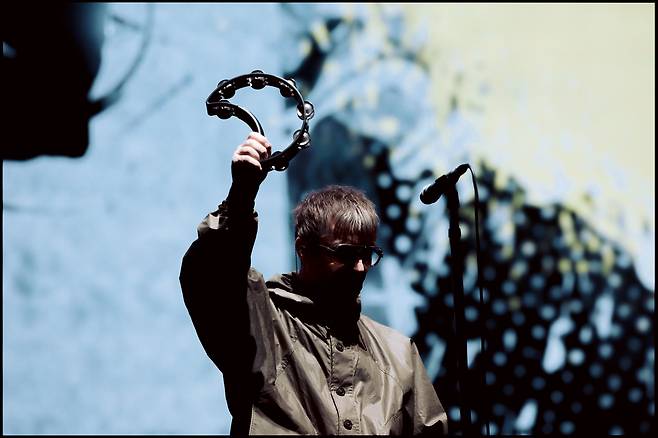 Oasis' Liam Gallagher performs during its ″Oasis Live '25″ world tour at Goyang Stadium in Gyeonggi on Oct. 21. [LIVE NATION KOREA]