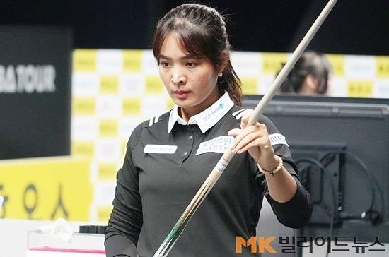 스롱피아비가 22일 경기도 고양 고양킨텍스PBA스타디움에서 열린 25/26시즌 6차전 ‘휴온스LPBA챔피언십’ 32강전에서 정수빈에 극적인 승부치기 역전승으로 16강에 진출했다. (사진=MK빌리어드뉴스 DB)