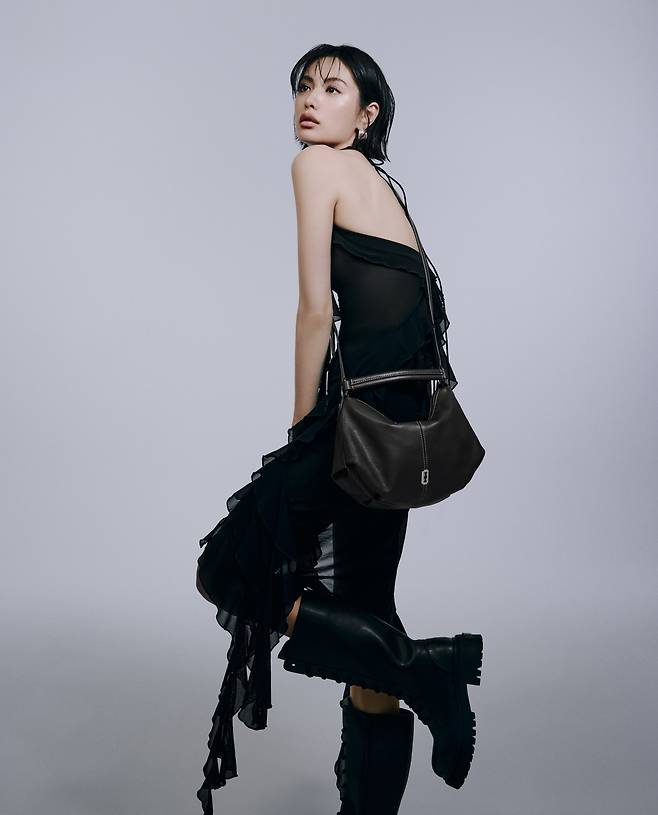 가수 겸 배우 나나.  사진= 분크 제공