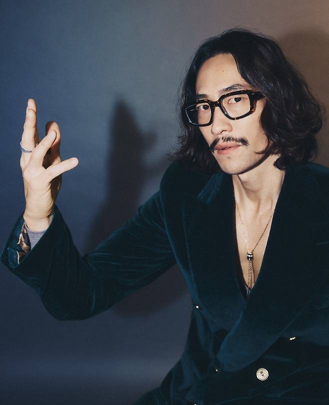 오랜만의 영화 촬영에 입술이 떨릴 정도로 긴장했다는 류승범. 사진l넷플릭스