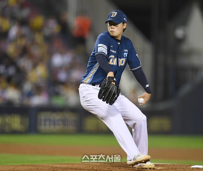 NC 투수 김영규가 1일 서울 잠실구장에서 열린 2025 KBO리그 LG와 경기 2회 역투하고 있다. 잠실 | 최승섭기자 thunder@sportsseoul.com