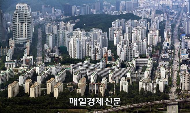 서울 롯데월드타워 전망대 서울스카이에서 바라본 은마아파트 [매경DB]