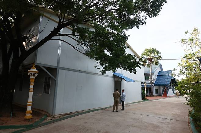 프놈펜 외곽 캄보디아 범죄단지 모습[연합]