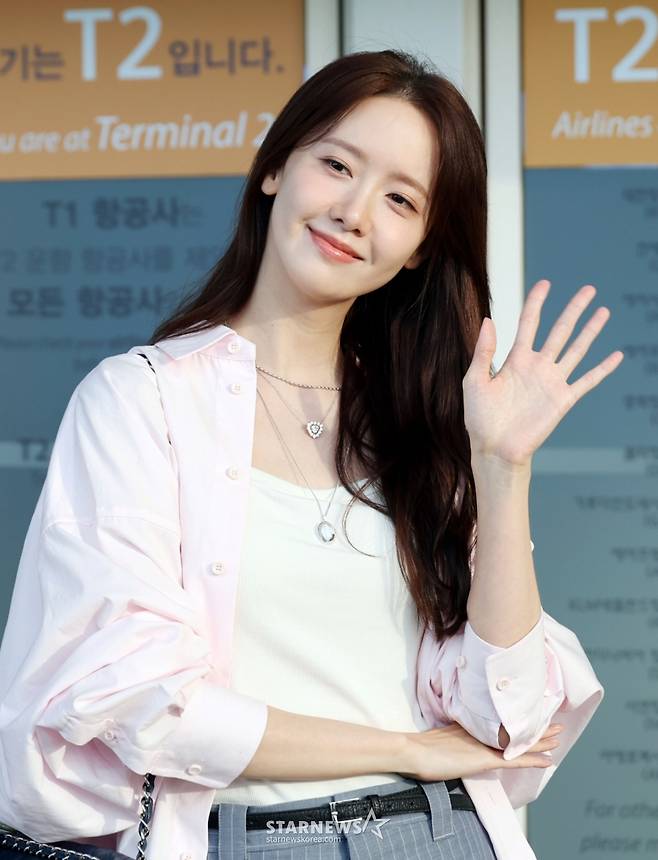 소녀시대(SNSD) 윤아(YOONA)가 태국 일정 차 30일 오후 인천국제공항을 통해 출국하고 있다. 2025.09.30 /사진=임성균 tjdrbs23@