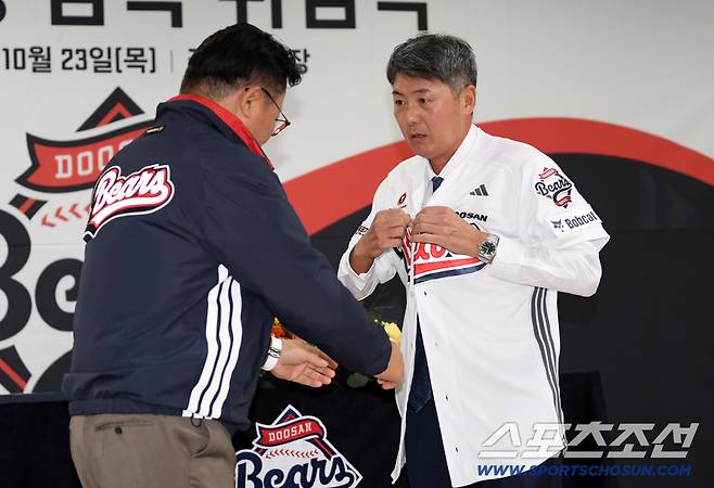 두산 베어스 제12대 사령탑으로 부임한 김원형 감독.