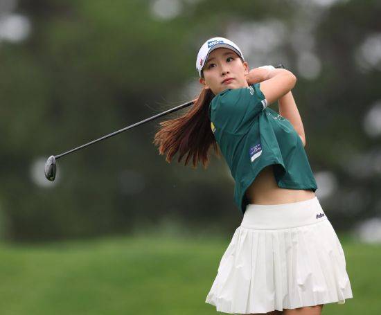 이율린은 김혜동 코치의 도움을 받고 입스에서 탈출했다. KLPGA 제공