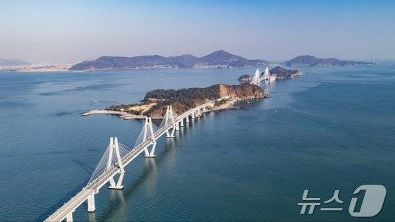 거가대교 전경.(경남 거제시 제공. 재판매 및 DB 금지) /사진=뉴스1