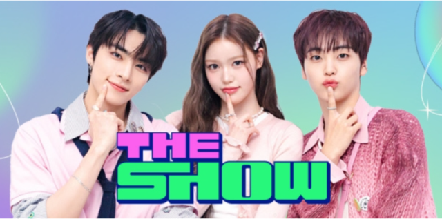 '더쇼' 3MC인 크래비티 형준, 이즈나 정세비, 웨이션브이 샤오쥔(왼쪽부터). /SBS funE