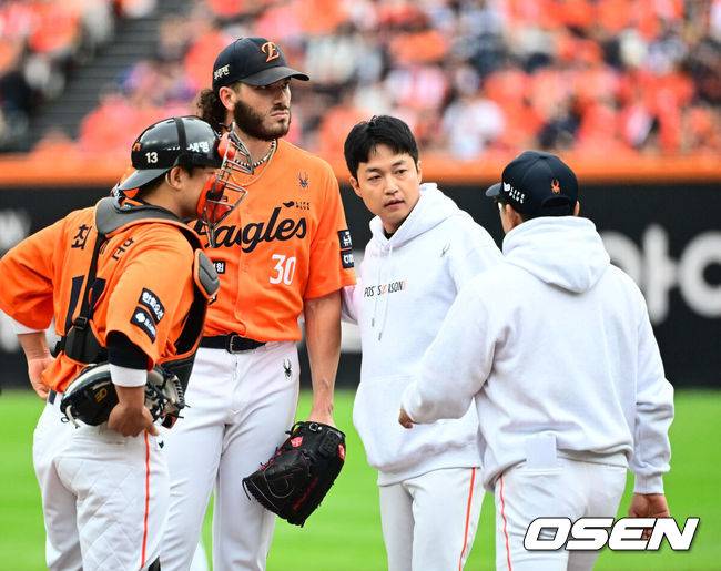 [OSEN=지형준 기자] 한화 폰세. 2025.10.18 / jpnews@osen.co.kr