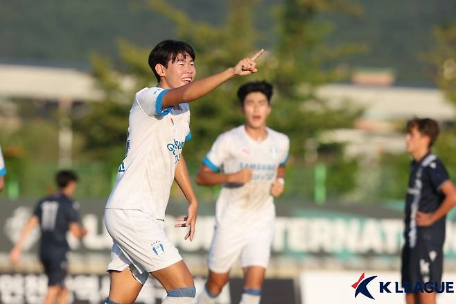 지난 2023년 K리그 인터내셔널 유스컵 2023 대회에 수원 삼성 유스 출신으로 참가했던 현 뉴캐슬 유나이티드 박승수. /사진=한국프로축구연맹