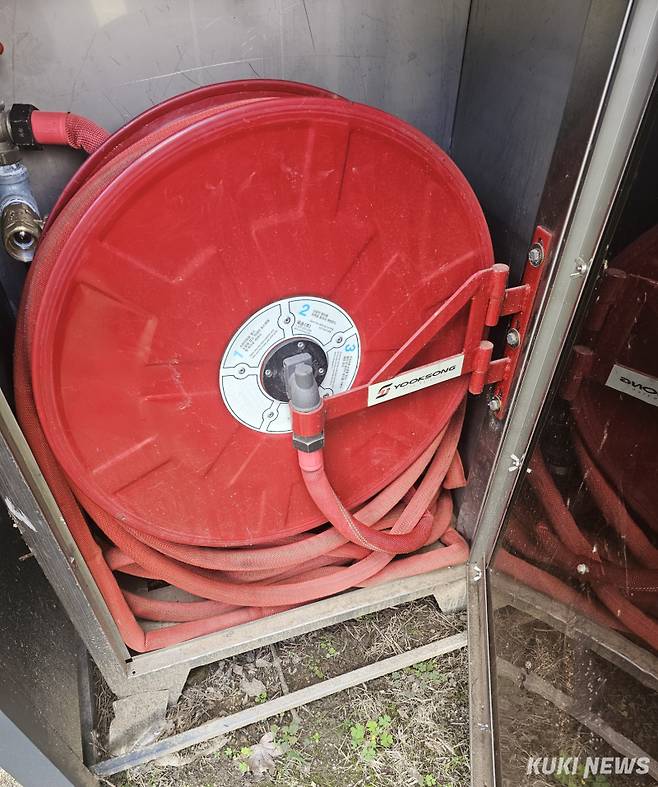 해미읍성 내 설치된 소화전 내부 모습. 독자제공