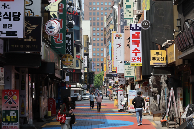서울 종각역 젊음의거리 일대의 거리가 한산하다. [한주형 기자]
