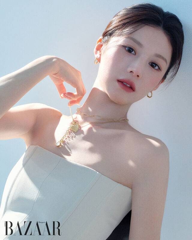 / 하퍼스 바자 코리아 Harper’s BAZAAR