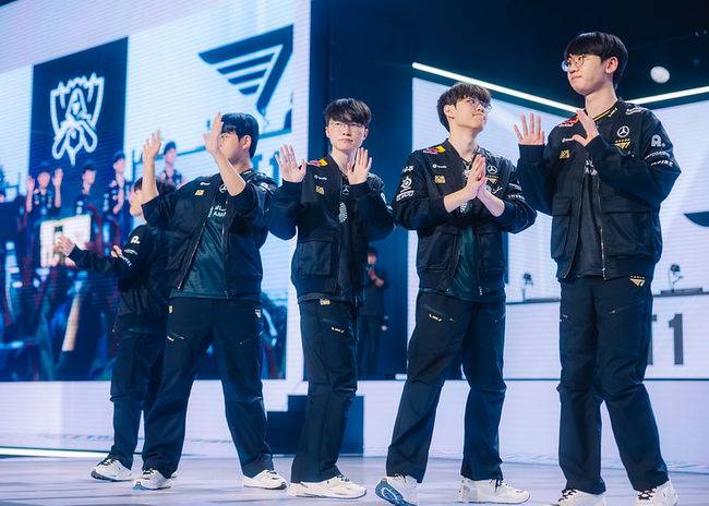 라이엇게임즈 플리커.