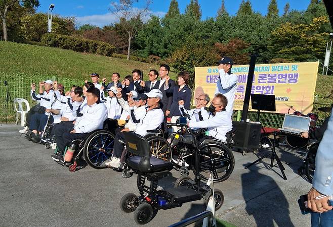 론볼 선수들과함께