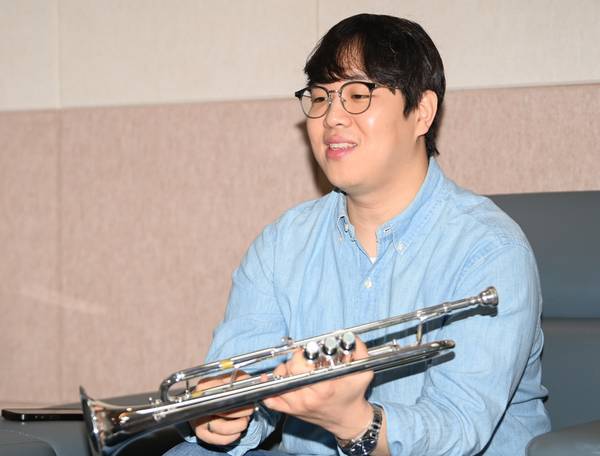 심한 트럼페터