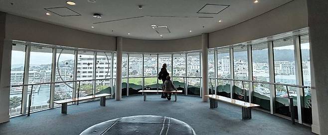 테파파 뮤지엄 실내에서 바라보는 웰링턴 도심의 모습&nbsp;/ 사진=김소은