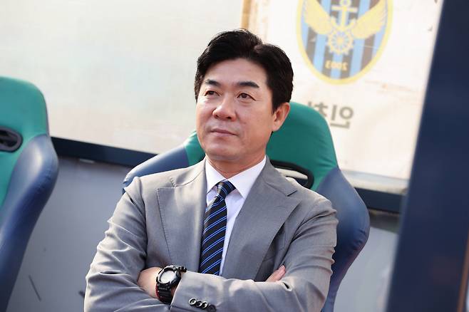 안산와~스타디움/ K리그2/ 안산그리너스FC vs 인천유나이티드/ 인천 윤정환 감독/ 사진 하서영