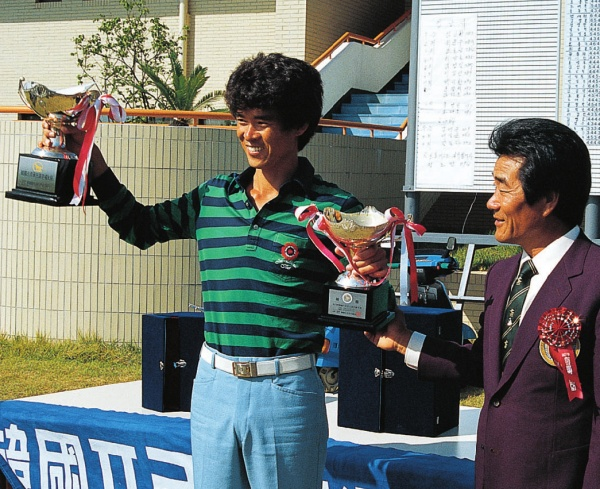 1983년 KPGA선수권에서 우승한 임진한. 당시 나이 26세였다. KPGA