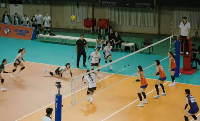 멤버, 이진, 윤영인, 인쿠시, 표승주, 이나연, ‘신인감독 김연경’ 한일전 경기 결과, "말이 안 되잖아!" 김연경의 냉철한 리더십