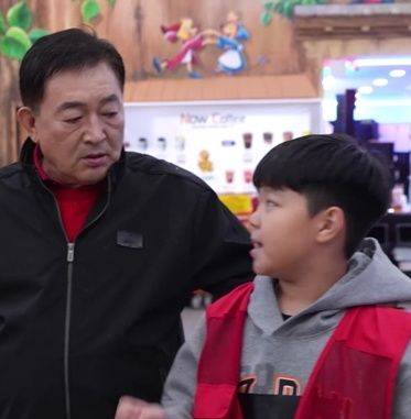 [서울=뉴시스] 임채무. (사진 = KBS 2TV '사당귀' 제공) 2025.10.25. photo@newsis.com *재판매 및 DB 금지