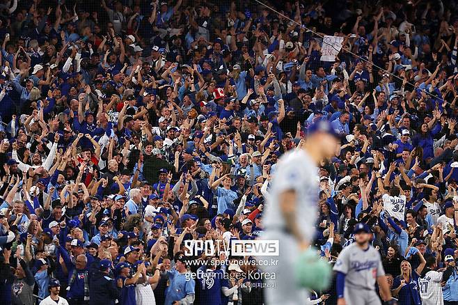 ▲ 토론토 팬들은 오타니에 대한 열광적인 야유로 경기장 분위기를 바꿔놨다