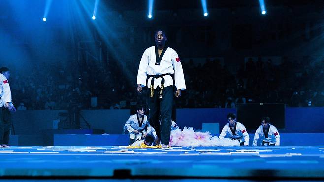 시범 공연하는 브라이언 칼라무. [세계태권도연맹 제공. 재판매 및 DB 금지]