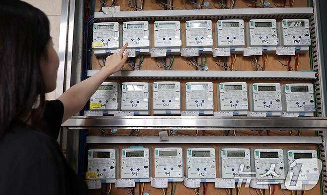 서울 시내의 오피스텔의 전기계량기 모습. 2025.7.15/뉴스1 ⓒ News1 박지혜 기자