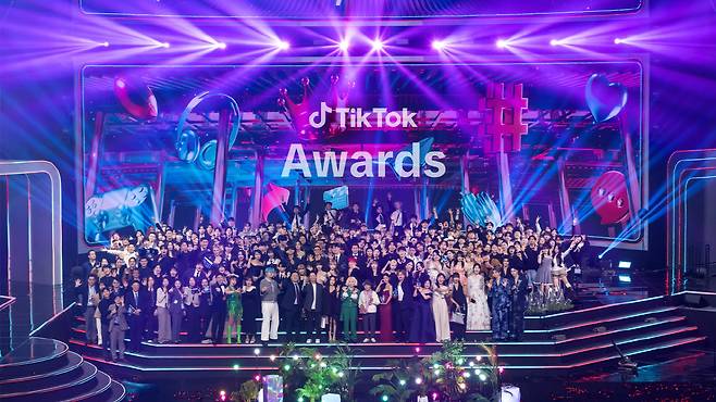 '틱톡 어워즈 2025'에 참석한 틱톡 크리에이터들. 사진=틱톡코리아
