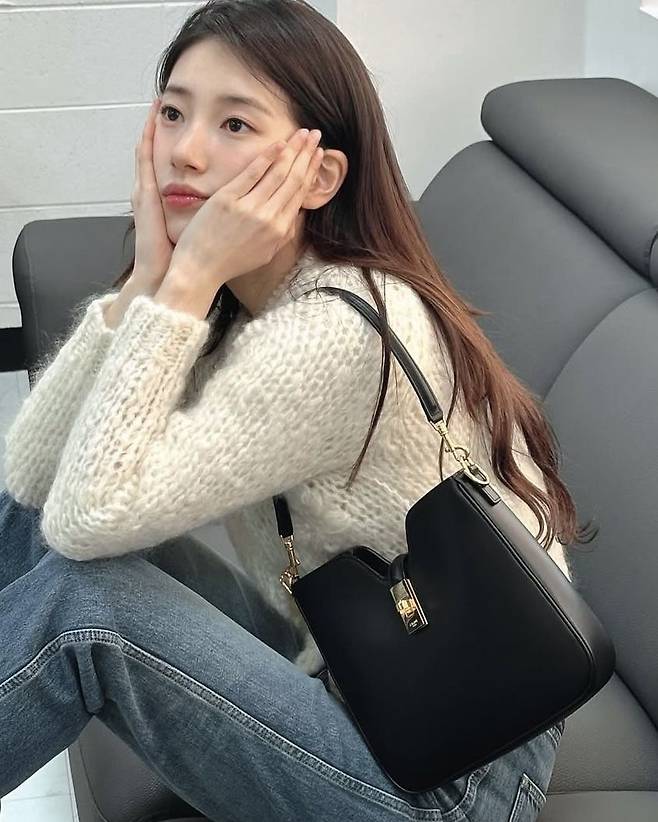 인스타그램 @skuukzky