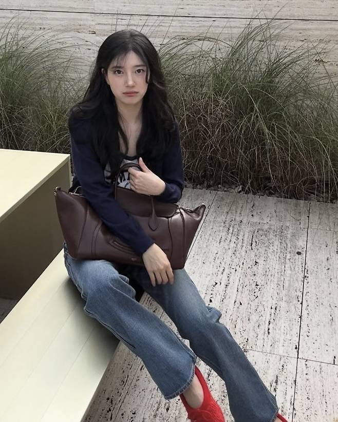 인스타그램 @skuukzky