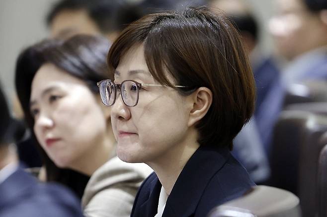 김현지 제1부속실장이 21일 용산 대통령실에서 열린 국무회의에 참석해 있다. 연합뉴스