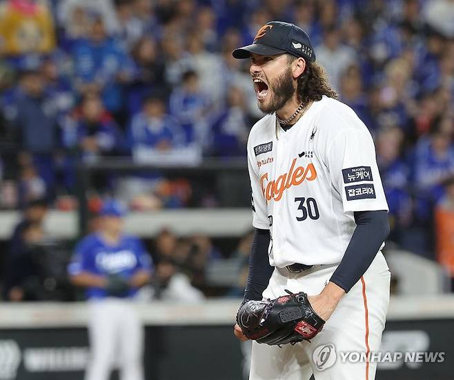 이제 한화가 믿을 것은 폰세 뿐이다.연합뉴스