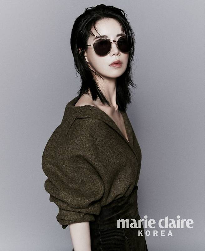 [서울=뉴시스] 28일 패션 매거진 '마리끌레르 코리아'는 임지연과 함께한 11월 호 화보를 공개했다. (사진=마리끌레르 코리아 제공) 2025.10.28. photo@newsis.com *재판매 및 DB 금지