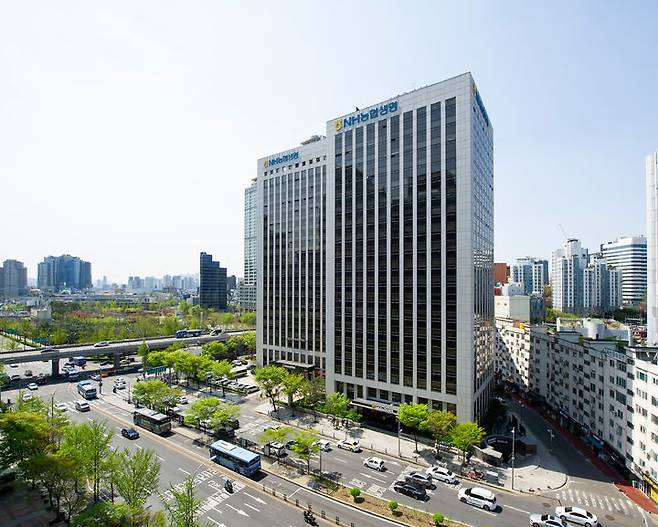 [서울=뉴시스] NH농협생명 사옥. (사진=뉴시스DB) photo@newsis.com *재판매 및 DB 금지