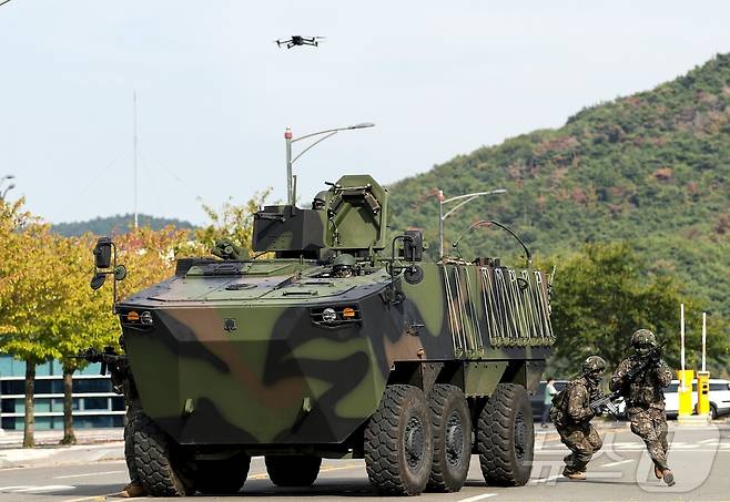 육군 제2작전사령부가 28일 경북 경주 일원에서 열리는 ‘2025 아시아태평양경제협력체(APEC) 정상회의’의 성공적 개최를 위해 경호·경비 및 대테러 작전 준비태세를 완비했다고 밝혔다. (육군제2작전사령부 제공. 재판매 및 DB금지)2025.10.28/뉴스1 ⓒ News1 김대벽기자