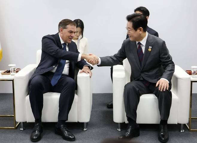 29     (AWS) CEO  . 연합뉴스