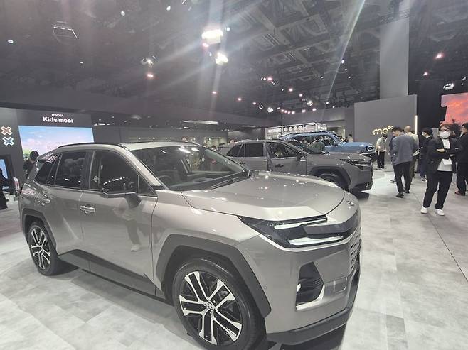 토요타자동차의 스포츠유틸리티차량(SUV) RAV4. 사진=서혜진 도쿄특파원