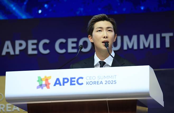 BTS member RM delivers a keynote address  at the 2025 APEC CEO Summit at the Gyeongju Arts Center in North Gyeongsang Province on Wednesday. (Im Se-jun/The Korea Herald)